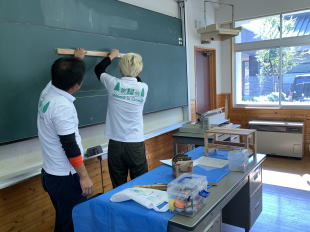 大工さんによる道具の説明・１